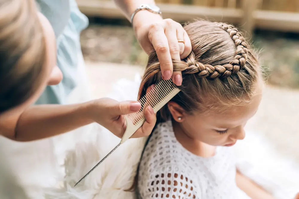 coiffure-enfant-chignon.jpg